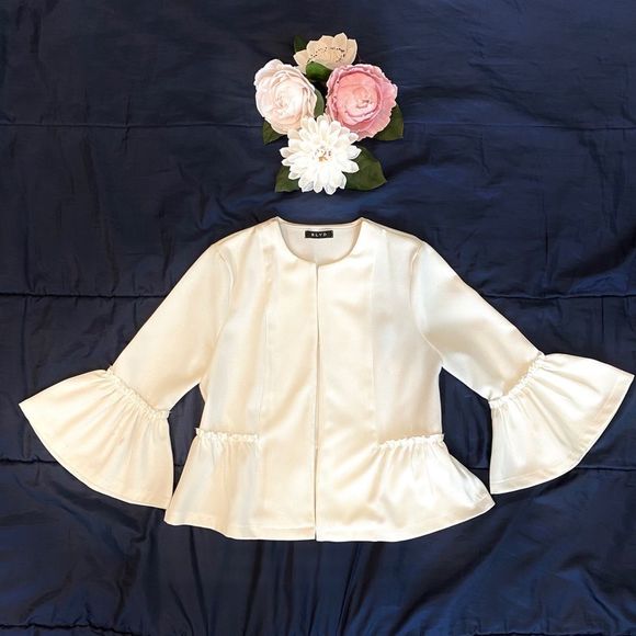 White Trumpet Sleeve Jacket Size Small - Picture 1 of 6